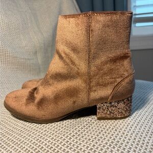 Old Navy Sueded Block Heel Boots